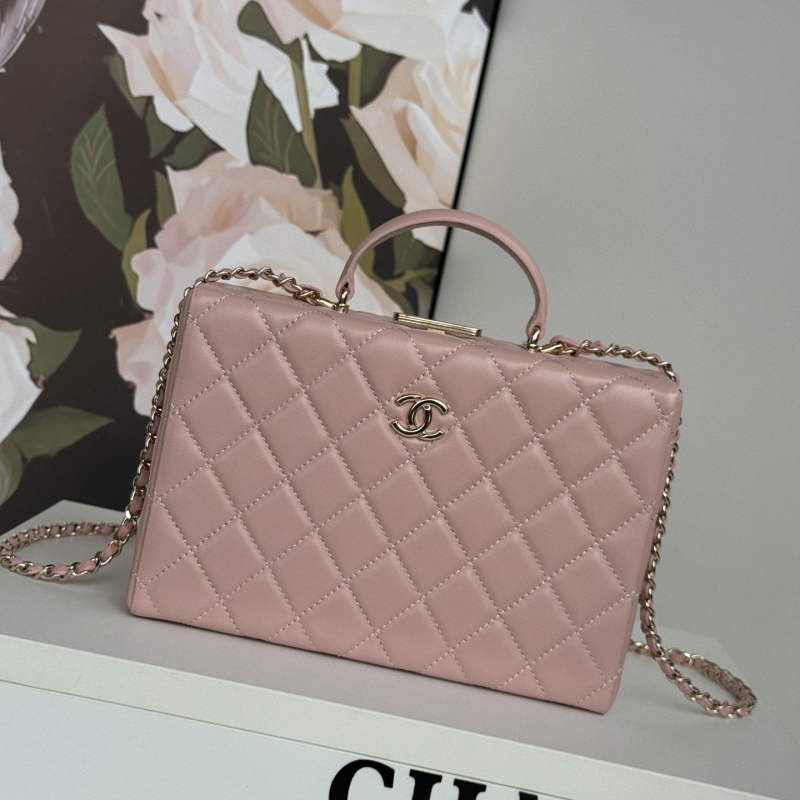 Ch*el box bags